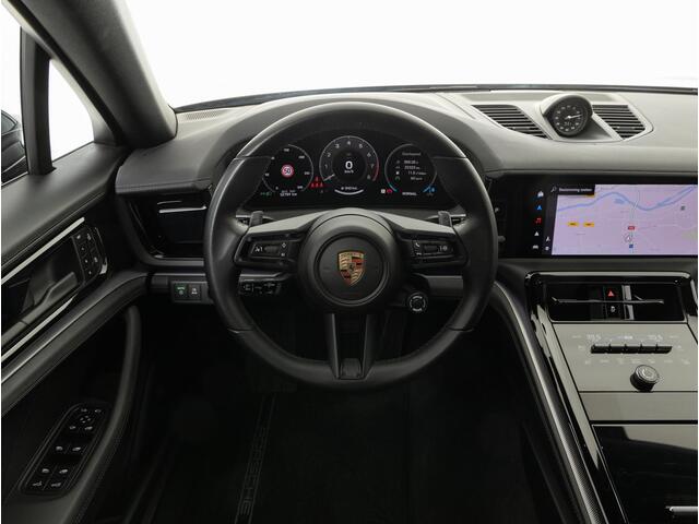 Porsche PANAMERA 4