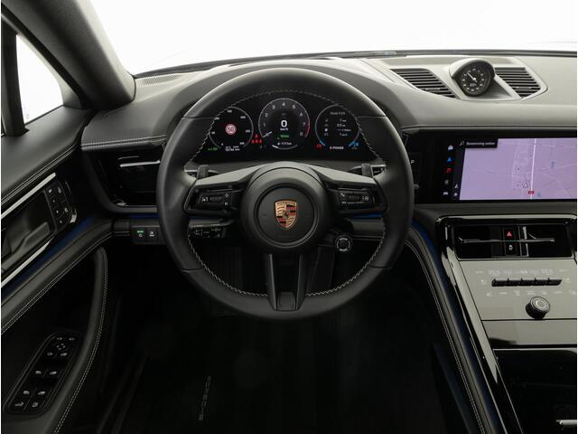 Porsche PANAMERA 4 E-Hybrid | Active Ride