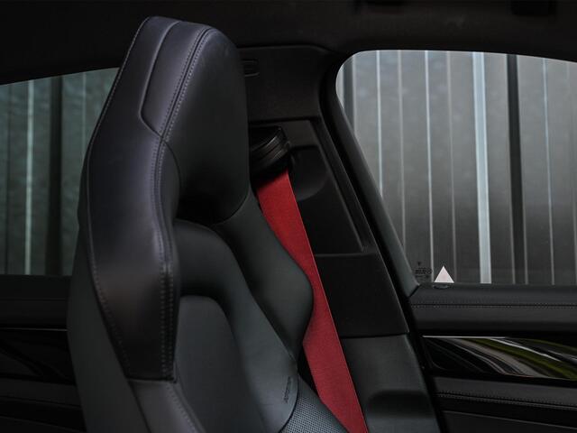 Porsche PANAMERA 2.9 4 E-Hybrid | NL Auto | Dealeronderhouden | Panoramadak | Bose | 18 Wegs Memory Seats | Stoelverwarming + Ventilatie | Camera | Luchtvering | Adaptive Cruise |