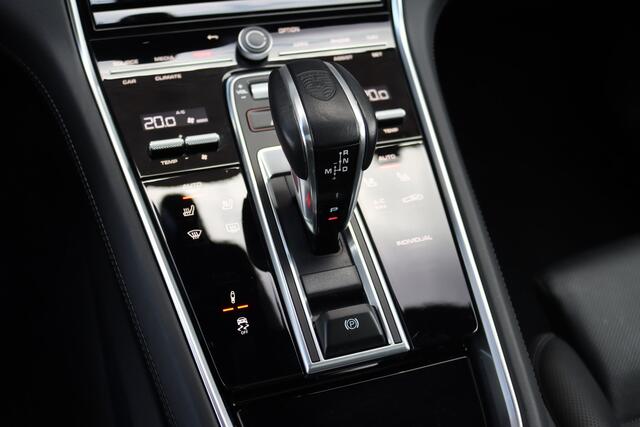 Porsche PANAMERA Sport Turismo 4.0 Turbo S E-Hybrid | 630pk | Luchtvering | Achterasbesturing | Burmester | Massage | HUD | Stoelventilatie | Panoramadak | Verwarmd Stuurwiel | ACC | Exclusive Design |