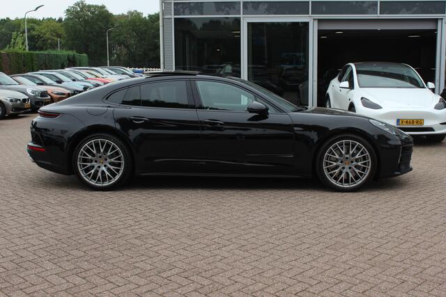 Porsche PANAMERA 2.9 4 E-Hybrid / Panoramadak / 360Camera / Adaptieve Stoelen / Matrix LED / 21'' / Bose / Sportchrono / Luchtvering / Stoelverwarming / Dodehoek / DAB / ACC