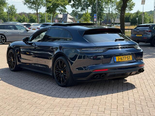 Porsche PANAMERA Sport Turismo 2.9 4S E-Hybrid / Panoramadak / 360Camera / Head-up / Achterasbesturing / Softclose / Bose / 21'' / Keyless / CarPlay / Sportdesign+Chrono / Sportuitlaat / Matrix / Dodehoek / DAB / ACC