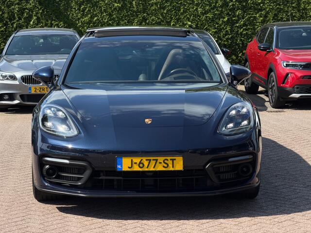 Porsche PANAMERA Sport Turismo 2.9 4S E-Hybrid / Panoramadak / 360Camera / Head-up / Achterasbesturing / Softclose / Bose / 21'' / Keyless / CarPlay / Sportdesign+Chrono / Sportuitlaat / Matrix / Dodehoek / DAB / ACC