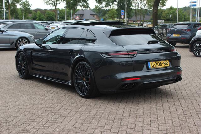 Porsche PANAMERA Sport Turismo 2.9 4 E-Hybrid / Panoramadak / 360Camera / Achterasbesturing / Softclose / Sportdesign+Chrono / Luchtvering / 21'' / Leder / Bose / DAB / Stoelverwarming / Cruise Control Adaptief