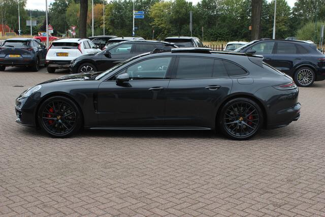 Porsche PANAMERA Sport Turismo 2.9 4 E-Hybrid / Panoramadak / 360Camera / Achterasbesturing / Softclose / Sportdesign+Chrono / Luchtvering / 21'' / Leder / Bose / DAB / Stoelverwarming / Cruise Control Adaptief
