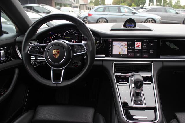 Porsche PANAMERA Sport Turismo 2.9 4 E-Hybrid / Panoramadak / 360Camera / Achterasbesturing / Softclose / Sportdesign+Chrono / Luchtvering / 21'' / Leder / Bose / DAB / Stoelverwarming / Cruise Control Adaptief