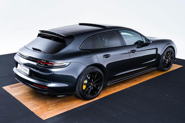 Porsche PANAMERA Sport Turismo 2.9 4 E-Hybrid Panoramadak - Sport Chrono/ Sportdesign pakket - Cruise control - BOSE - Comfortstoelen - Head up - Soft Close - Adaptieve luchtvering - Stuurbekrachtiging Plus