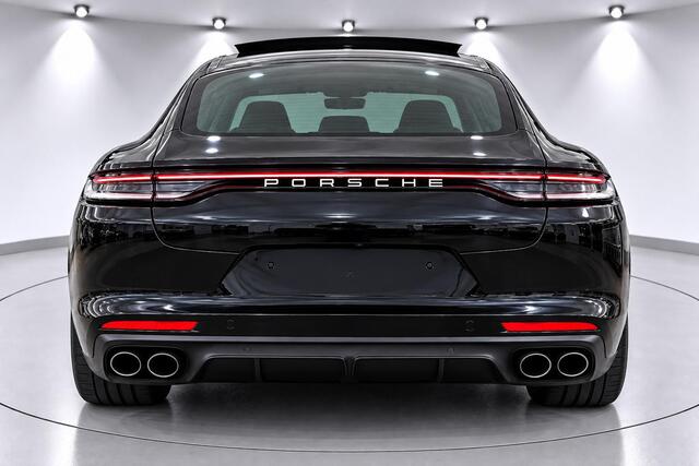 Porsche PANAMERA 2.9 4 E-Hybrid Platinum Edition Matrix koplampen Sportuitlaat systeem Pano Stoelventilatie Head Up 21 Inch Bose Surround View Apple Carplay Soft-Close