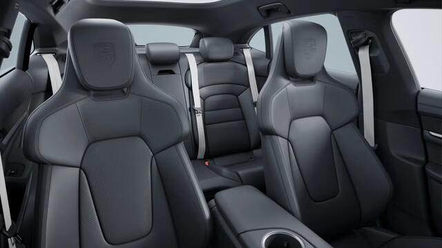 Porsche Taycan 4S Cross Turismo Performance-Accu Plus