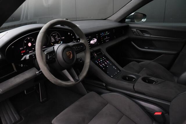 Porsche Taycan GTS 93 kWh | BOSE | HEAD-UP | SPORTSCHRONO | VIERWIEL BESTURING | PANODAK |