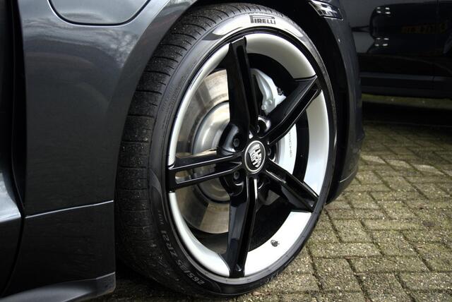 Porsche Taycan Performance 84 kWh/SportChrono/BOSE/Memory