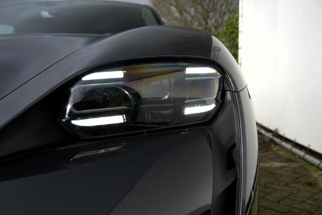 Porsche Taycan Performance 84 kWh/SportChrono/BOSE/Memory