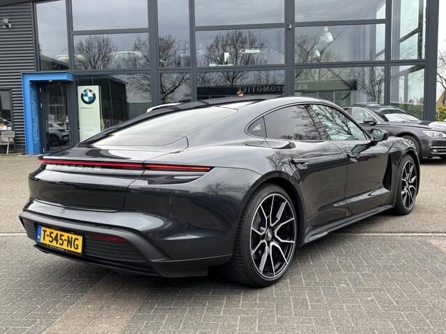 Porsche Taycan Performance 84 kWh VAN ¤84.900,- VOOR ¤79.877,- UW LENTEVOORDEEL: ¤5.023,- | ORIG. NL. NAP KM.| 360 CAMERA