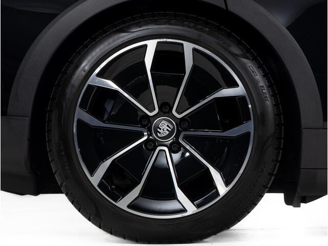 Porsche Taycan 4 Cross Turismo