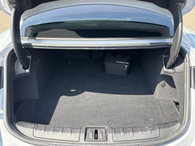 Porsche Taycan Performance 84 kWh ORIG. NL. NAP KM. | MEMORY SEAT | SPORT CHRONO