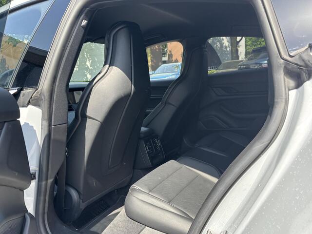 Porsche Taycan Performance 84 kWh ORIG. NL. NAP KM. | MEMORY SEAT | SPORT CHRONO