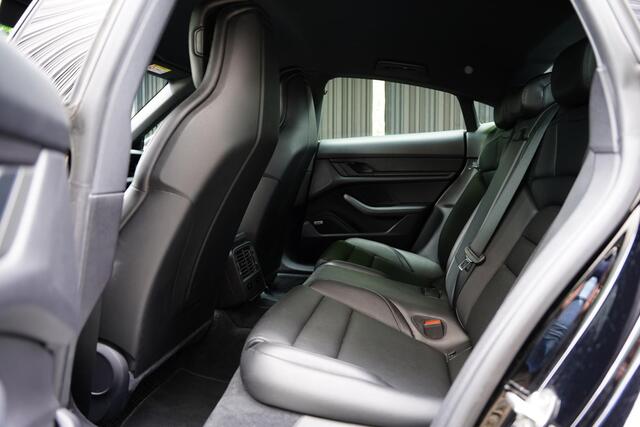 Porsche Taycan 4S 79 kWh Innodrive Dealerauto
