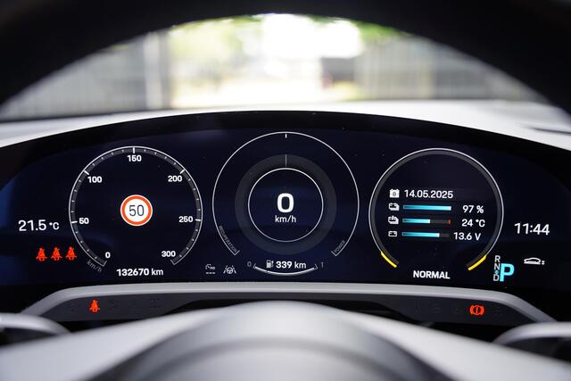 Porsche Taycan 4S 79 kWh Innodrive Dealerauto