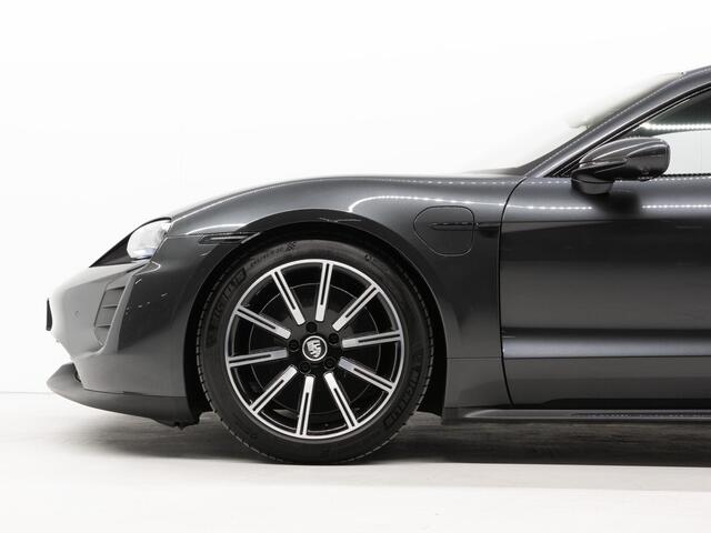 Porsche Taycan Sport Turismo
