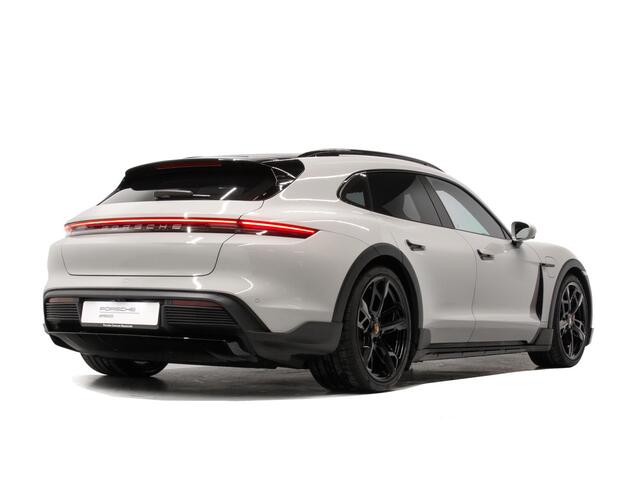 Porsche Taycan 4S Cross Turismo