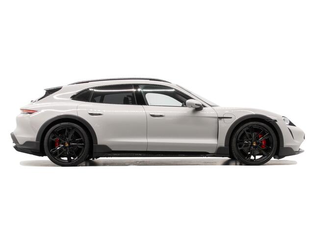 Porsche Taycan 4S Cross Turismo