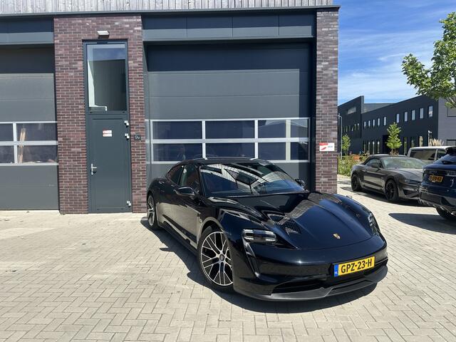Porsche Taycan Performance 84 kWh