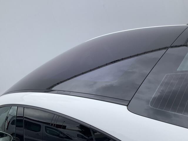 Porsche Taycan 408PK Bose Leer Pano.dak Headupdisplay Perfect mooi