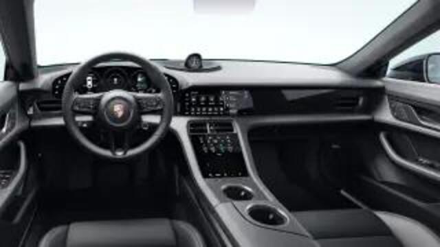 Porsche Taycan 4S