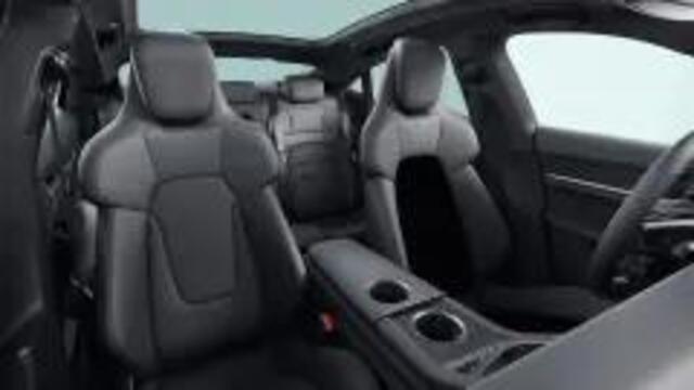 Porsche Taycan 4S