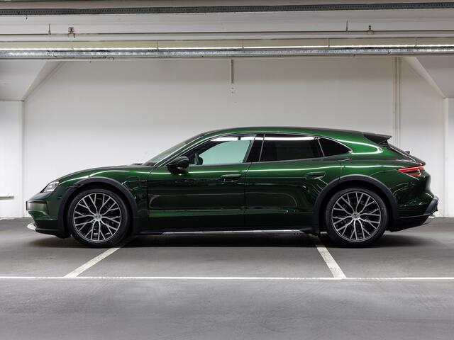Porsche Taycan 4 Cross Turismo