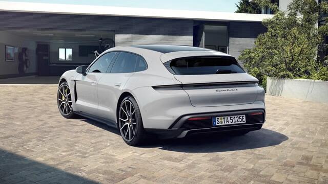 Porsche Taycan Turbo S Sport Turismo