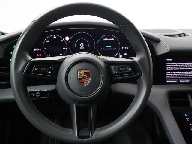 Porsche Taycan 4 Cross Turismo 93 kWh | 380 PK | 21" LM velgen | Adaptieve sportstoelen | Panoramadak |