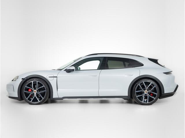 Porsche Taycan 4S Cross Turismo