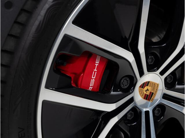 Porsche Taycan 4S Cross Turismo