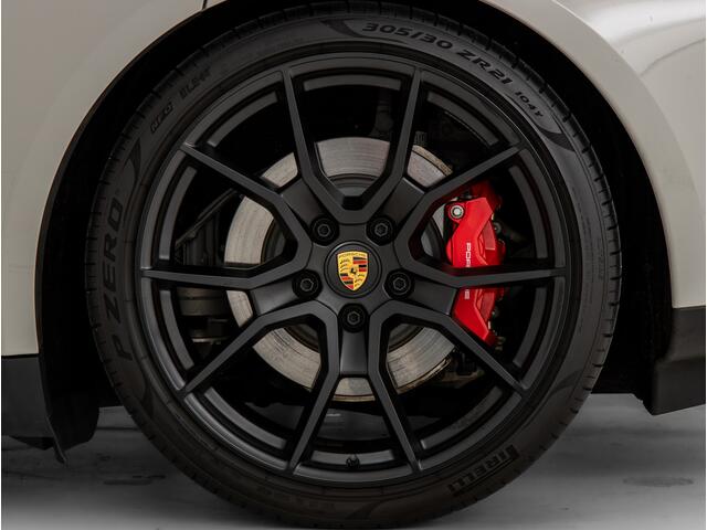 Porsche Taycan GTS