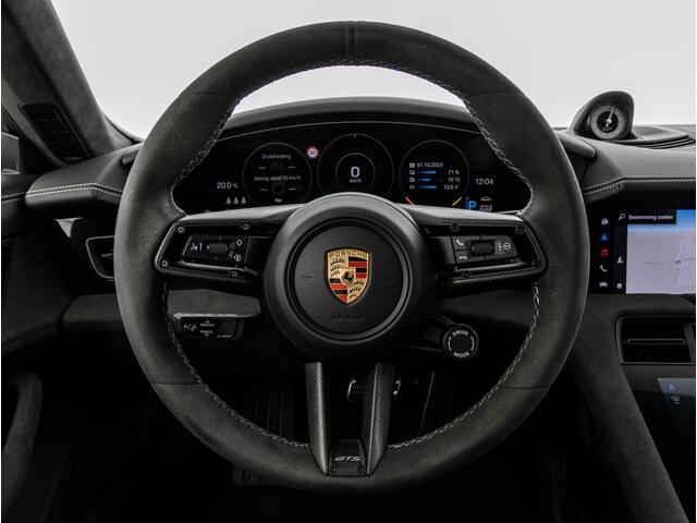 Porsche Taycan GTS