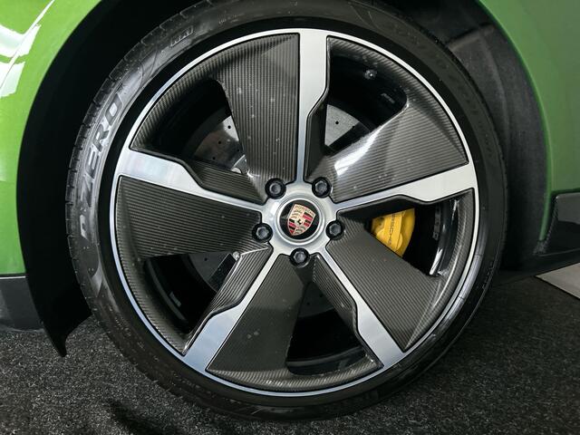 Porsche Taycan Turbo S 93 kWh | Keramische remmen | Carbon GT-design | Passagiers display | Sport Chronopakket Plus!