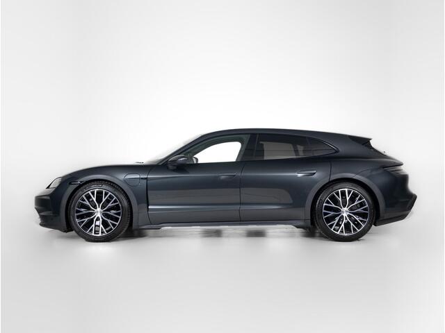 Porsche Taycan 4 Cross Turismo