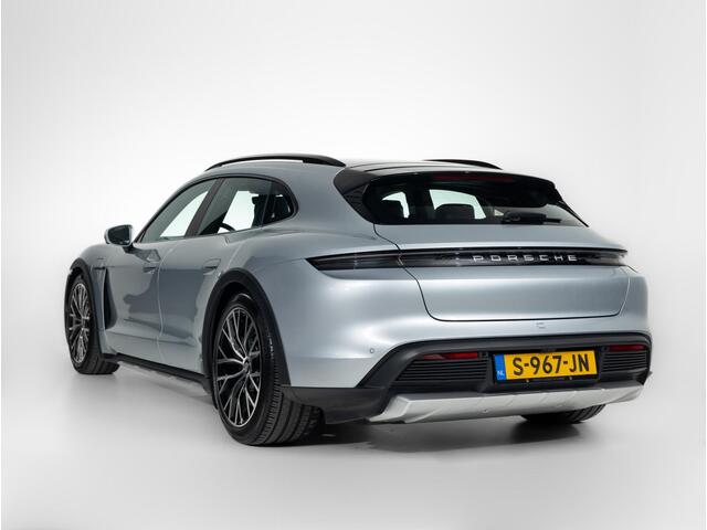 Porsche Taycan 4 Cross Turismo