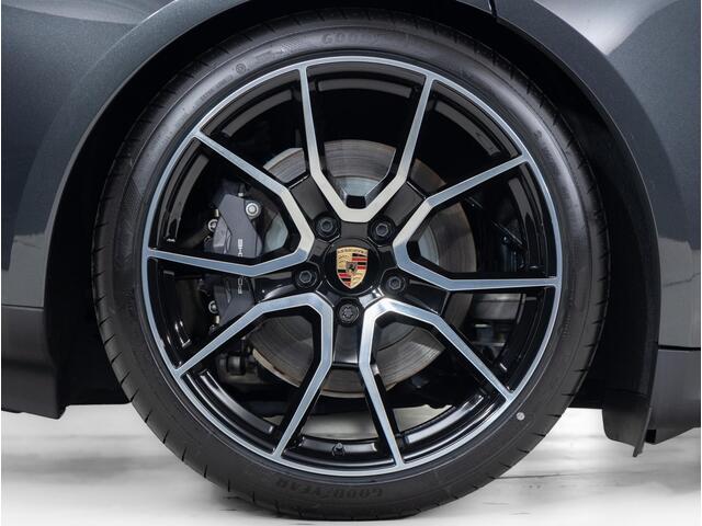 Porsche Taycan Sport Turismo
