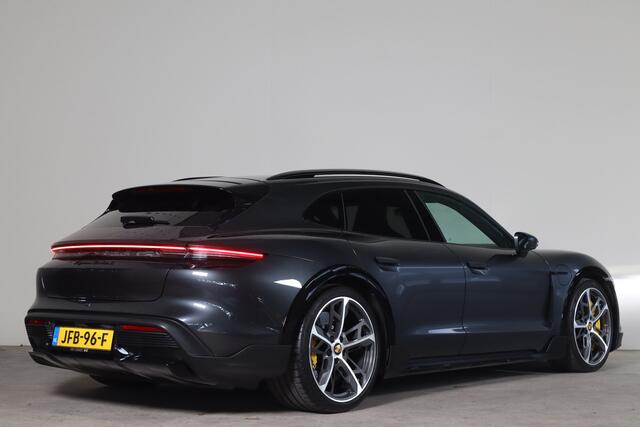 Porsche Taycan Cross Turismo Turbo S 93 kWh Carbon Int.Delen I Pano I Sport Chrono