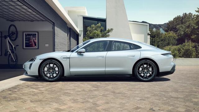 Porsche Taycan GTS