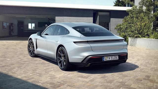 Porsche Taycan GTS