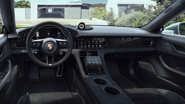 Porsche Taycan GTS