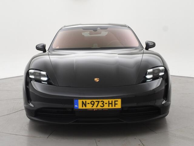 Porsche Taycan 4S 490 PK PERFORMANCE 84 KWH + SPORT CHRONO | ACHTERASBESTURING | 21 INCH | SPORTSTOELEN