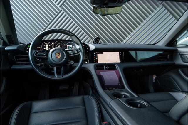 Porsche Taycan Cross Turismo 4 93 kWh ACC Pano Luchtv Camera Ambient Sportchrono Plus