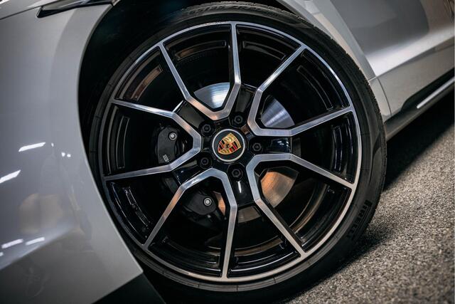 Porsche Taycan Performance 84 kWh | NL geleverd | Sport Chrono | Bose | Electric Sport Sound | Stoelverwarming |