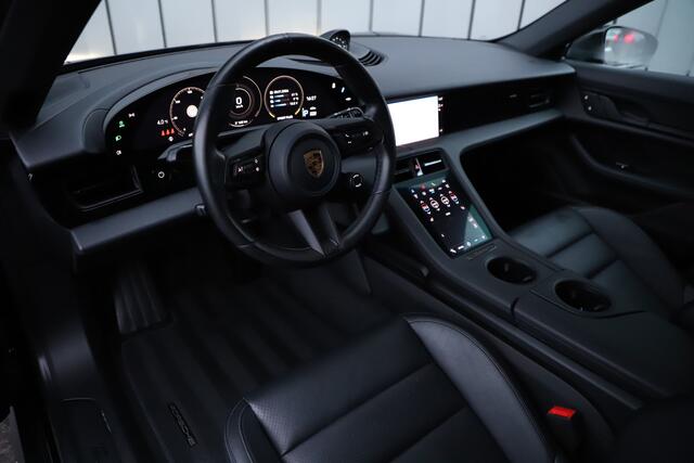 Porsche Taycan Cross Turismo 4 93 kWh | 476PK | Luchtvering (PASM) | Keyless-go | Sport-chrono | Bose | Hefsysteem vooras | Stuurwielverw. | 2022.