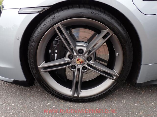 Porsche Taycan Turbo 626pk SPORT-CHRONO/ACC/BURMESTER/360-CAMERA