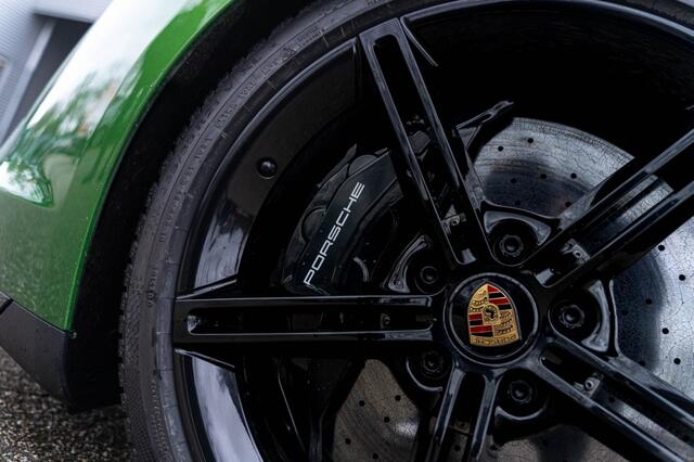 Porsche Taycan Sport Turismo Turbo S Burmester / Nachtzicht / Massage / 21 inch / Keramisch